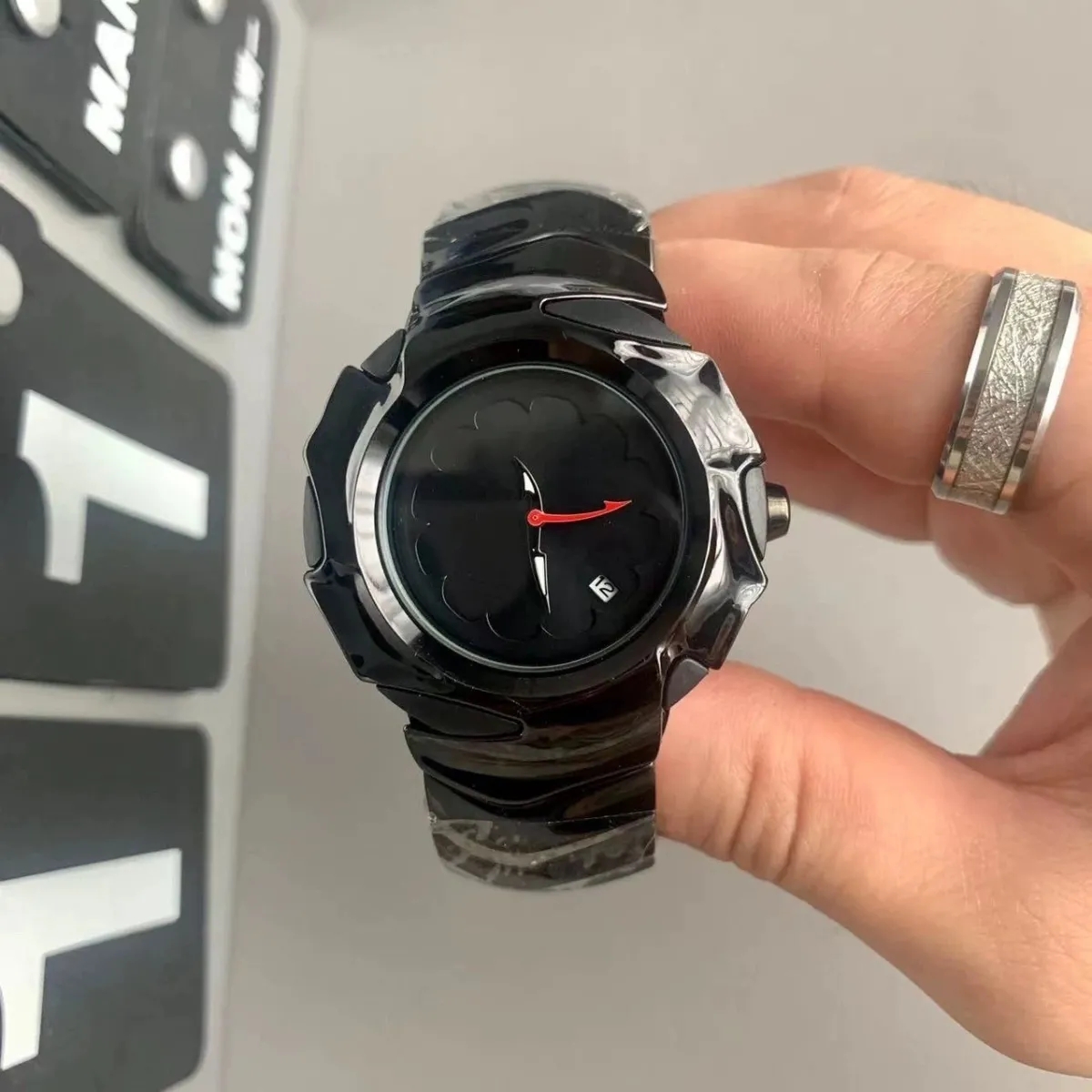 Мужские Y2K уникальные лезвия  – обзор и цена Luxury Watch Unique