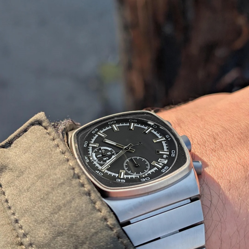 CILOA квадратные спортивные ча – обзор и цена Luxury Watch Trends 2025