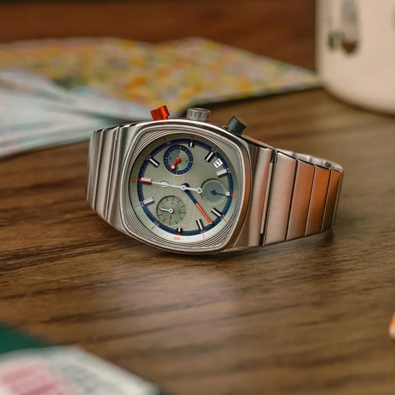 CILOA спортивные квадратные зе – обзор и цена Luxury Watch Trends 2025